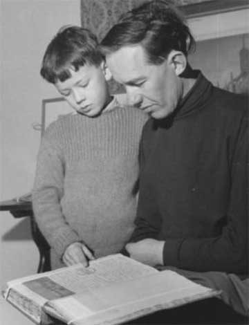 Richard Hatchwell and child